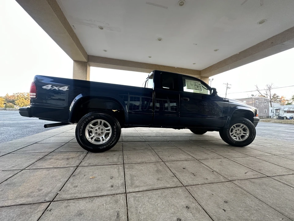 2004 Dodge Dakota 2nd Gen - Image 16 of 31