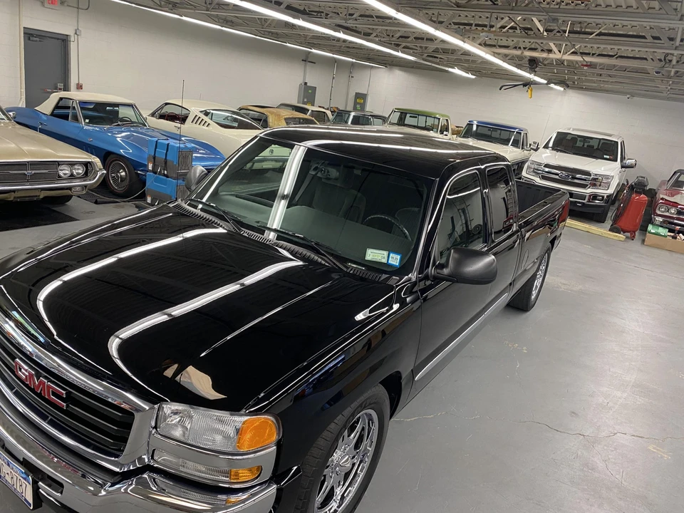 2004 GMC Sierra 2nd Gen - Image 29 of 31