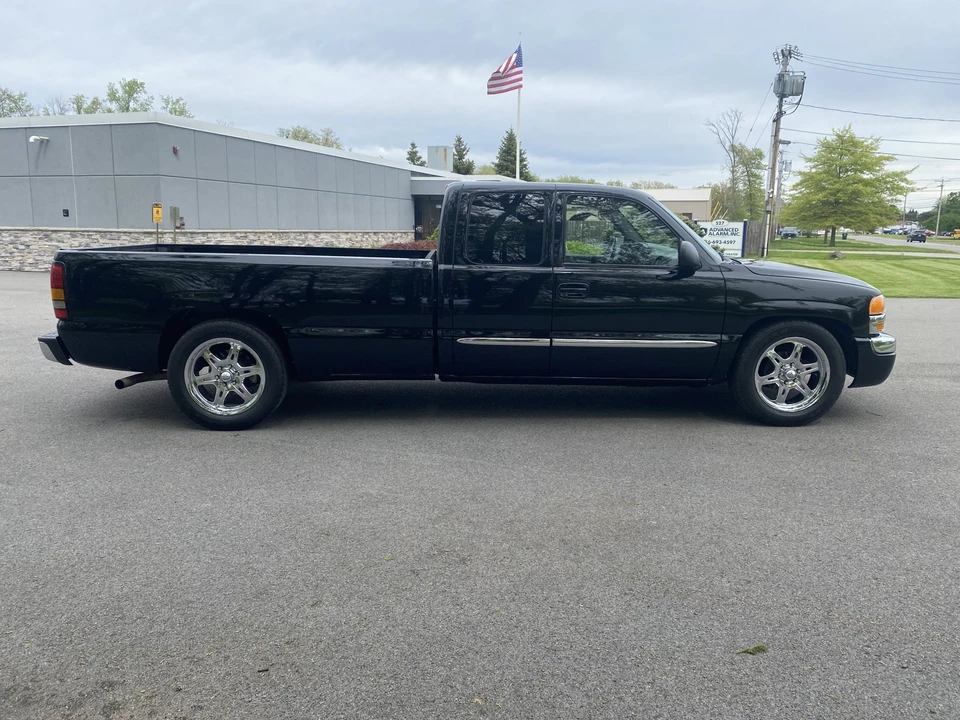 2004 GMC Sierra 2nd Gen - Image 27 of 31