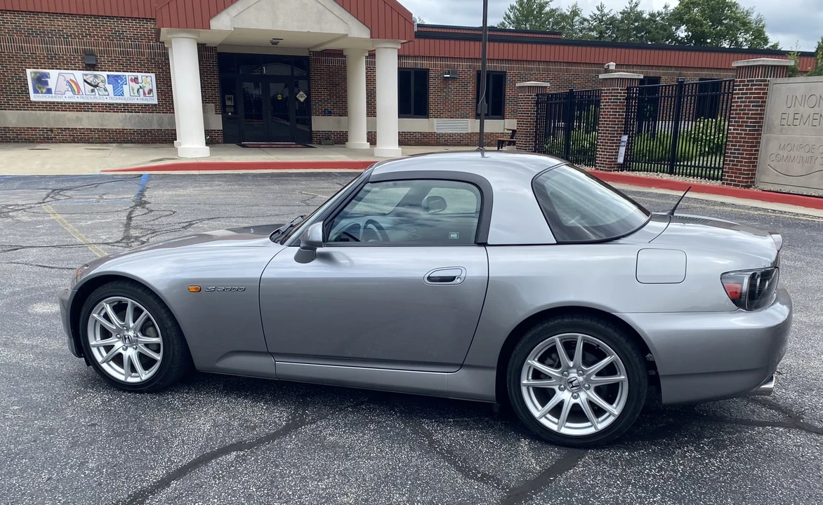 2004 Honda AP2 S2000 - Image 18 of 31