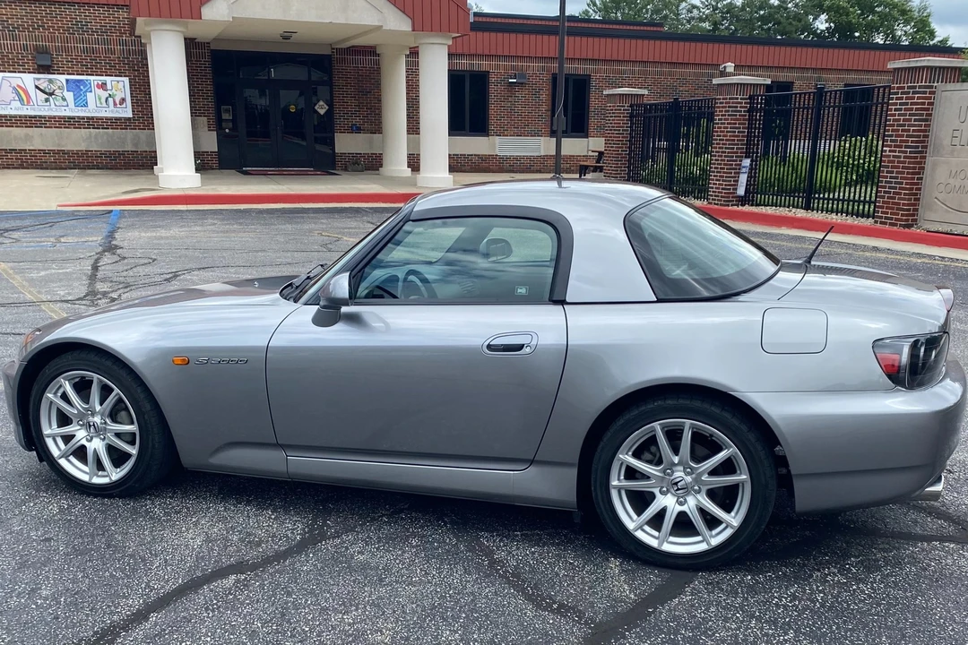 2004 Honda AP2 S2000 - Image 19 of 31