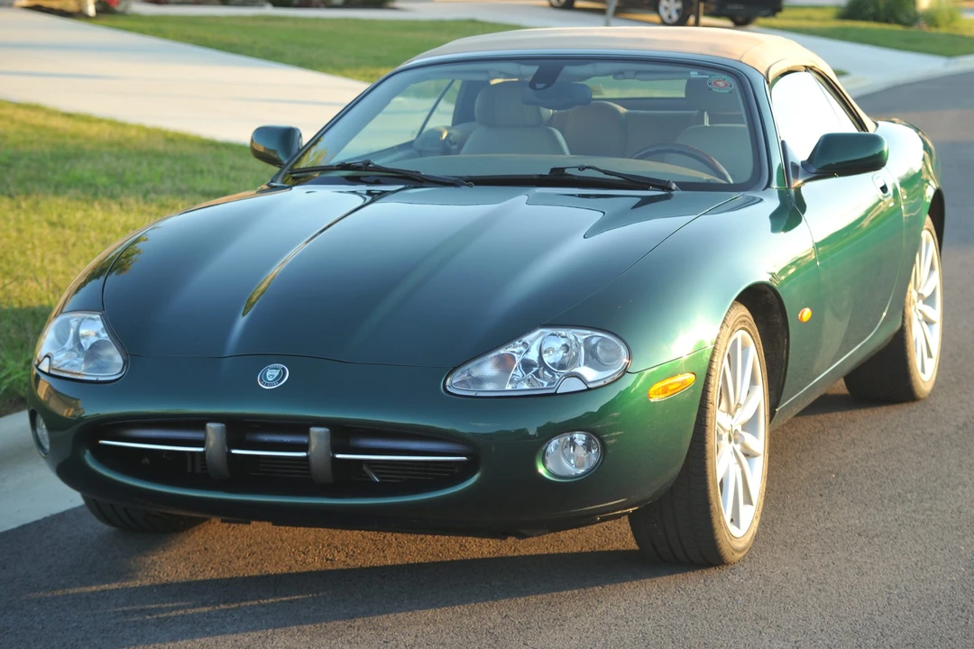 2004 Jaguar X100 XK8 - Image 2 of 31