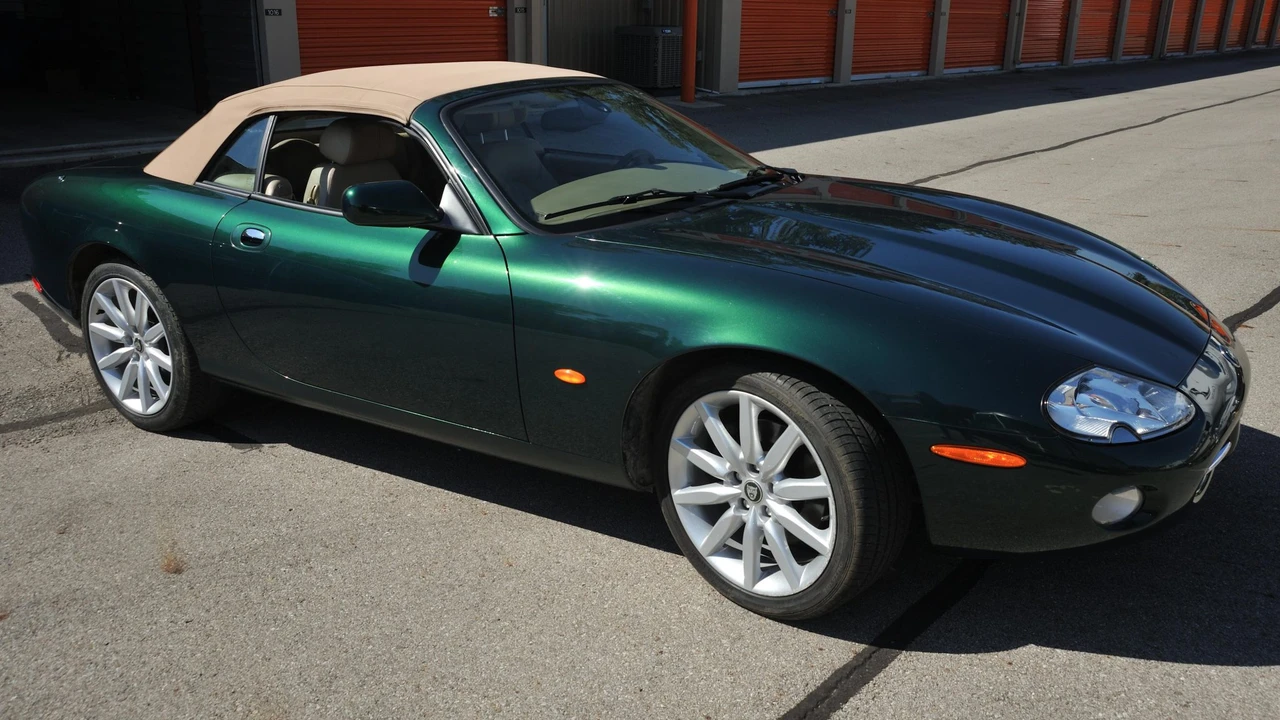 2004 Jaguar X100 XK8 - Image 18 of 31