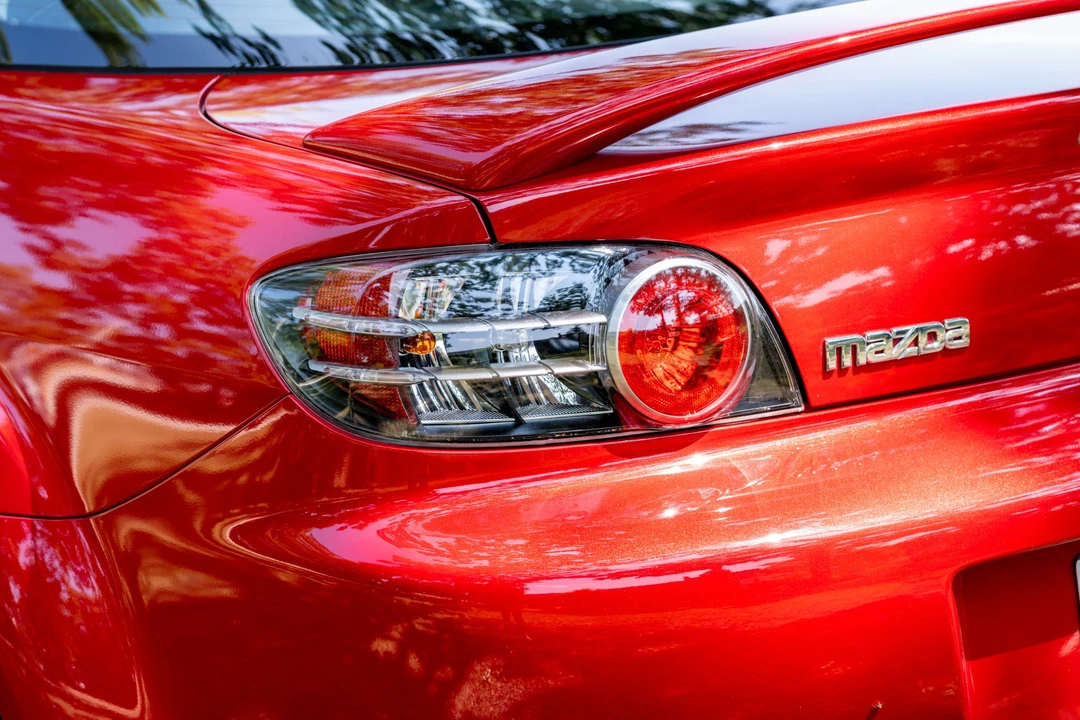 2004 Mazda RX-8 1st Gen - Image 18 of 31