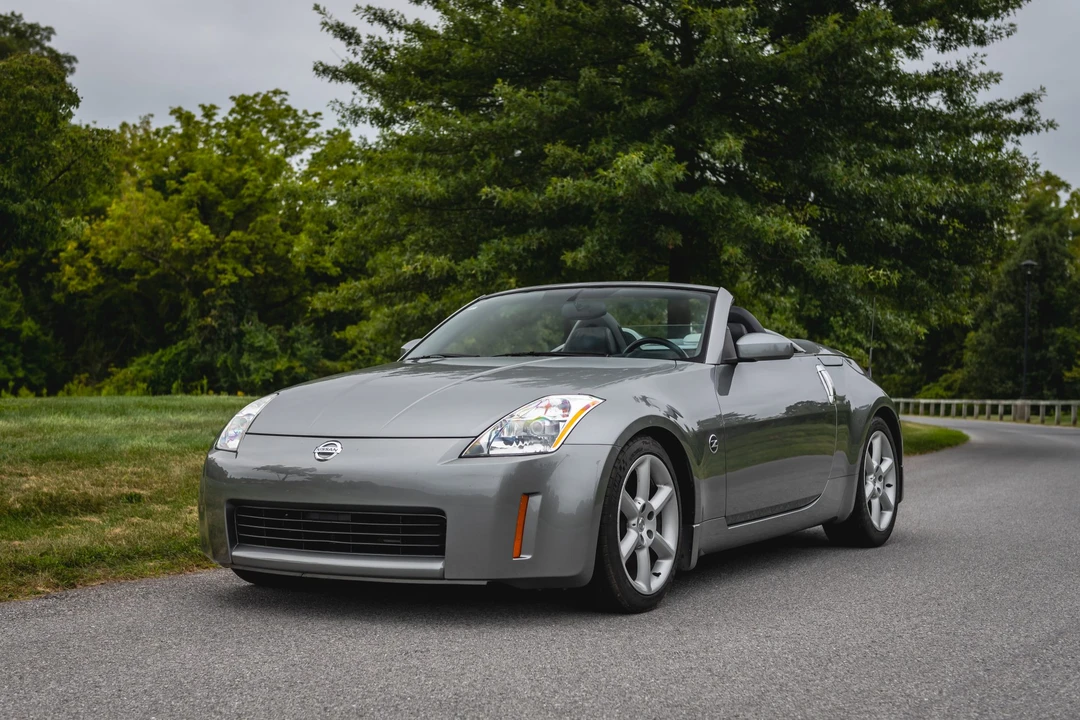 2004 Nissan 350Z 5th Gen - Image 16 of 31