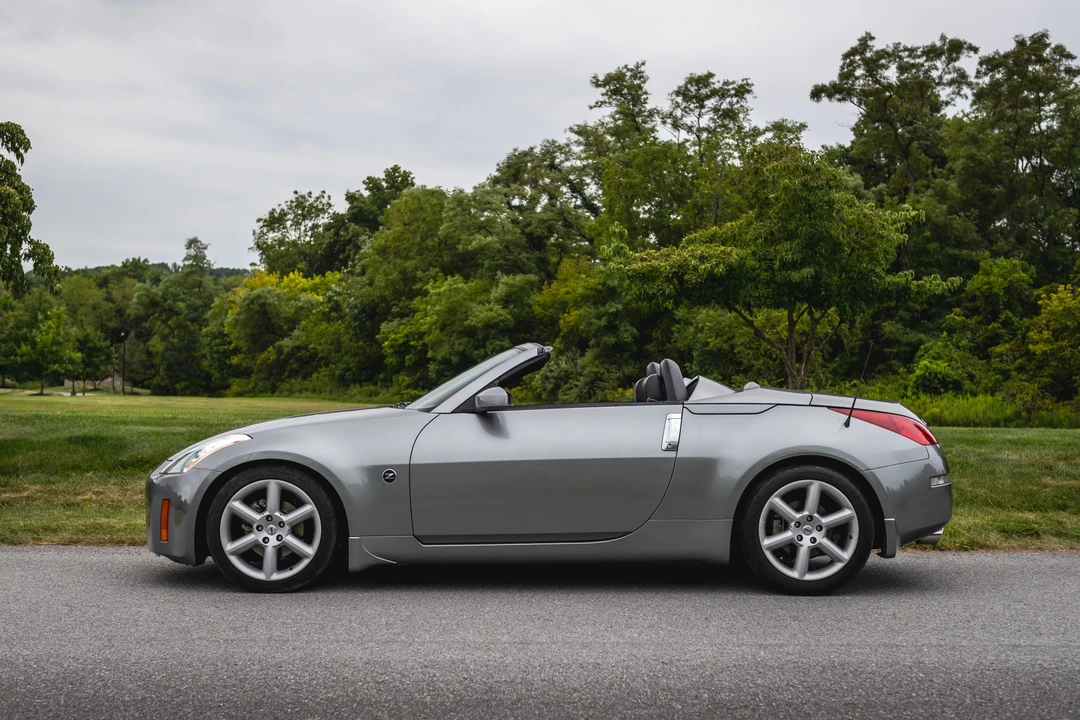 2004 Nissan 350Z 5th Gen - Image 19 of 31