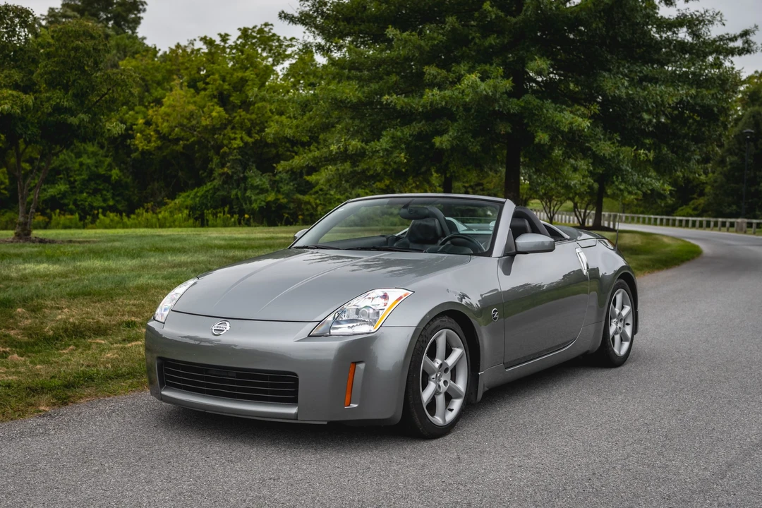 2004 Nissan 350Z 5th Gen - Image 15 of 31