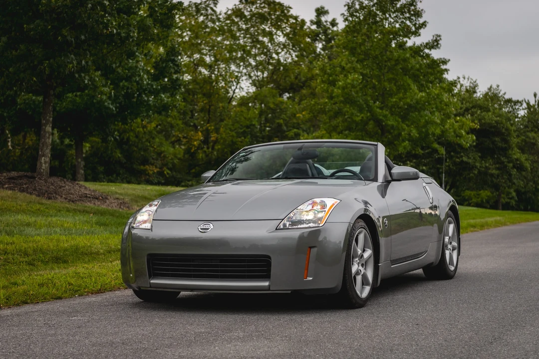2004 Nissan 350Z 5th Gen - Image 13 of 31