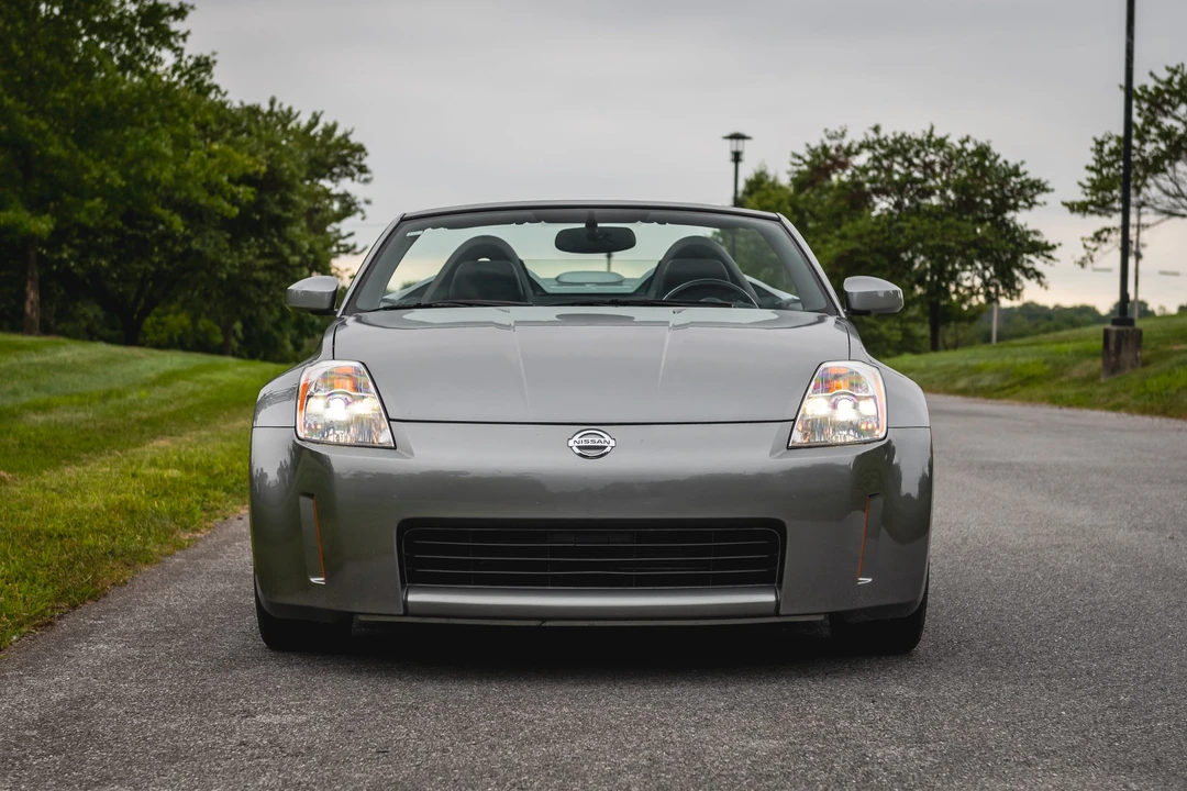 2004 Nissan 350Z 5th Gen - Image 11 of 31