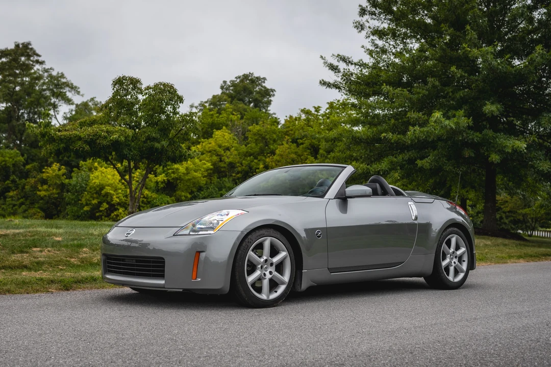2004 Nissan 350Z 5th Gen - Image 18 of 31
