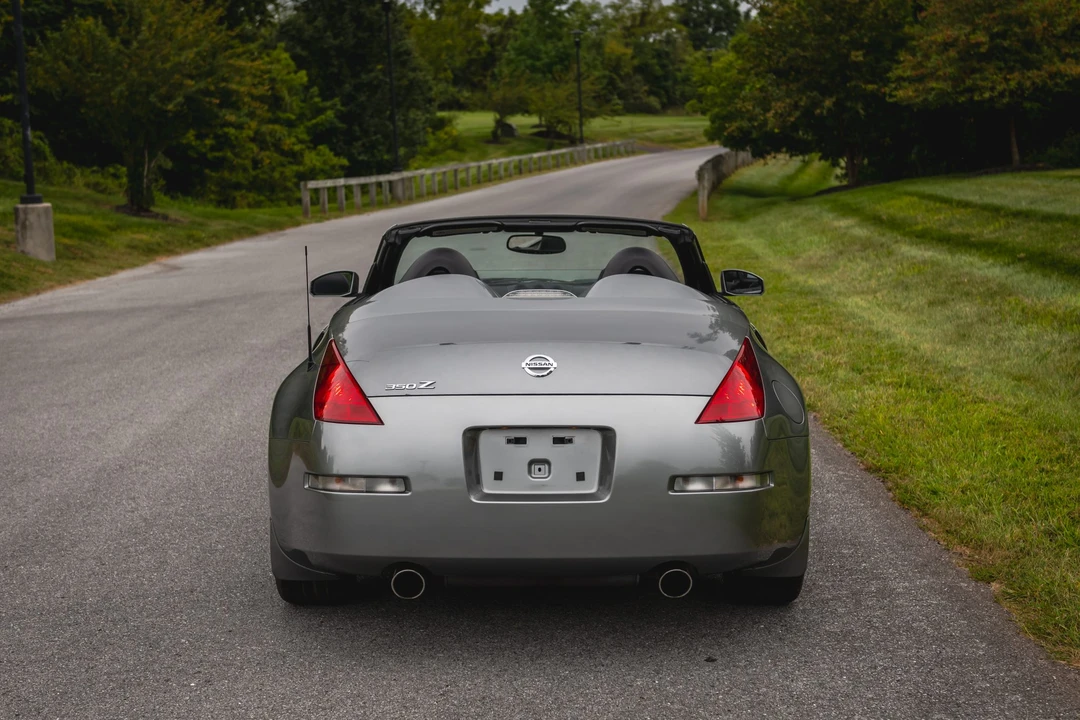 2004 Nissan 350Z 5th Gen - Image 30 of 31