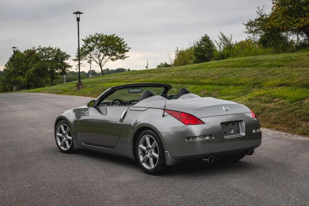 2004 Nissan 350Z 5th Gen - Image 21 of 31