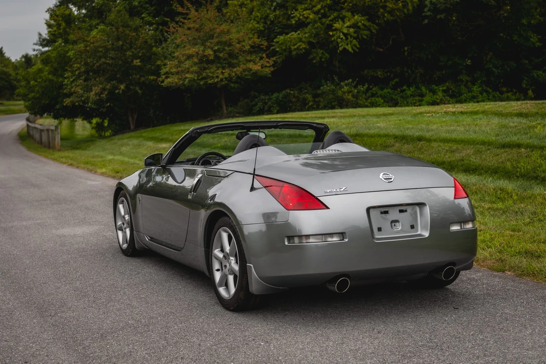 2004 Nissan 350Z 5th Gen - Image 20 of 31