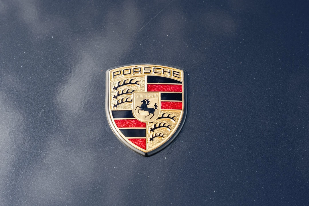 2004 Porsche 996 Carrera 4S - Image 22 of 31