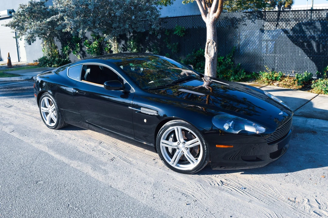2005 Aston Martin DB9 - Image 12 of 31