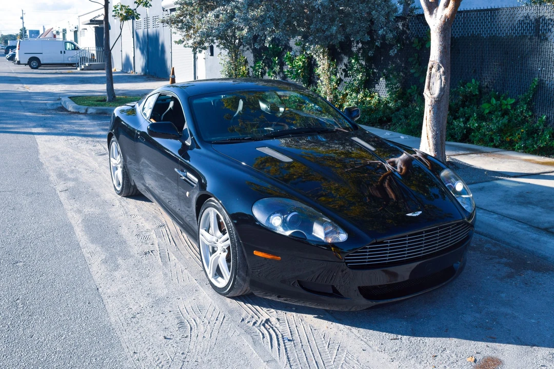 2005 Aston Martin DB9 - Image 6 of 31