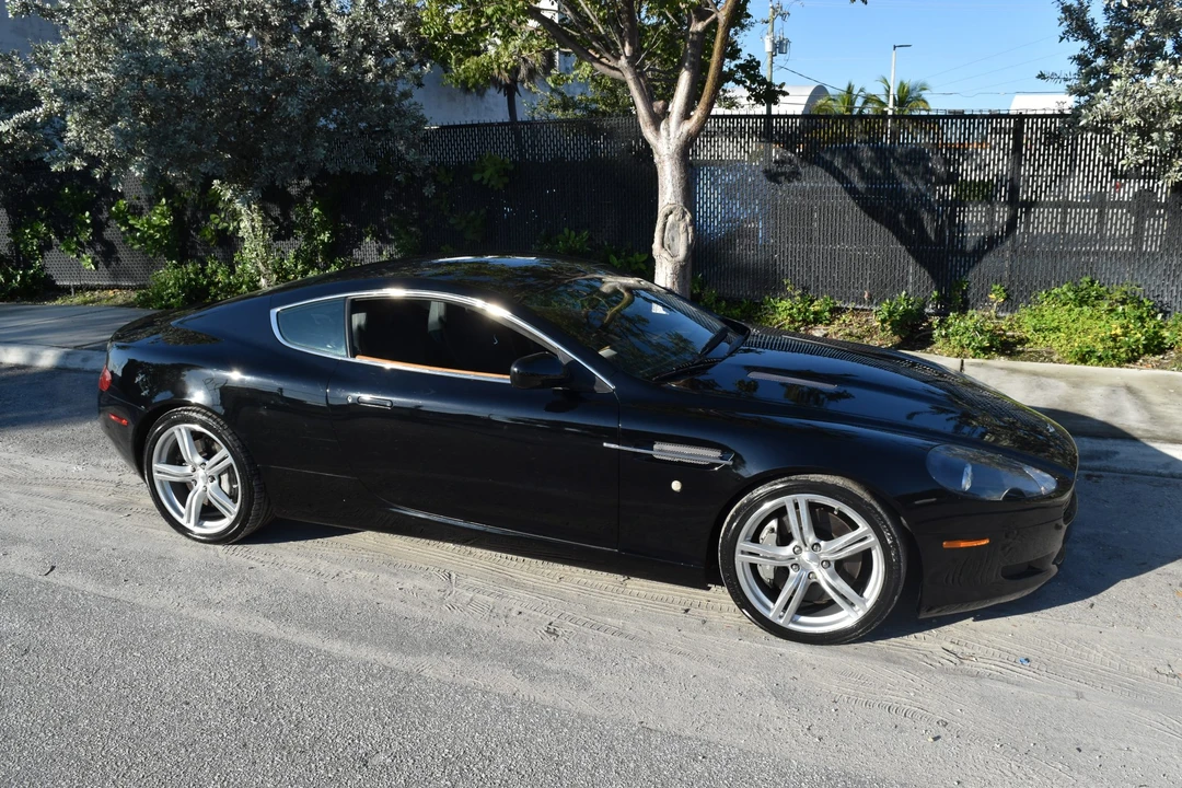 2005 Aston Martin DB9 - Image 20 of 31