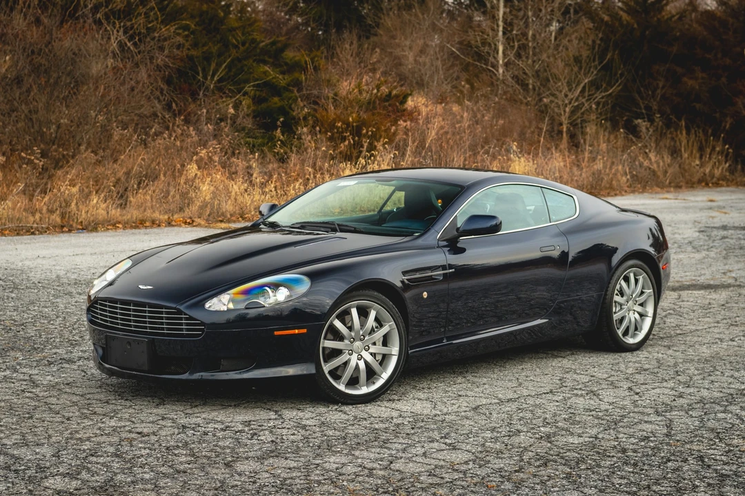 2005 Aston Martin DB9 - Image 13 of 31