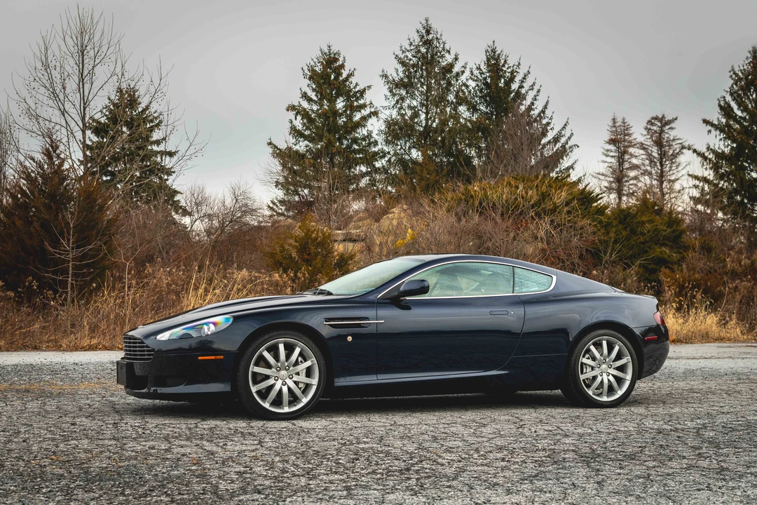2005 Aston Martin DB9 - Image 19 of 31