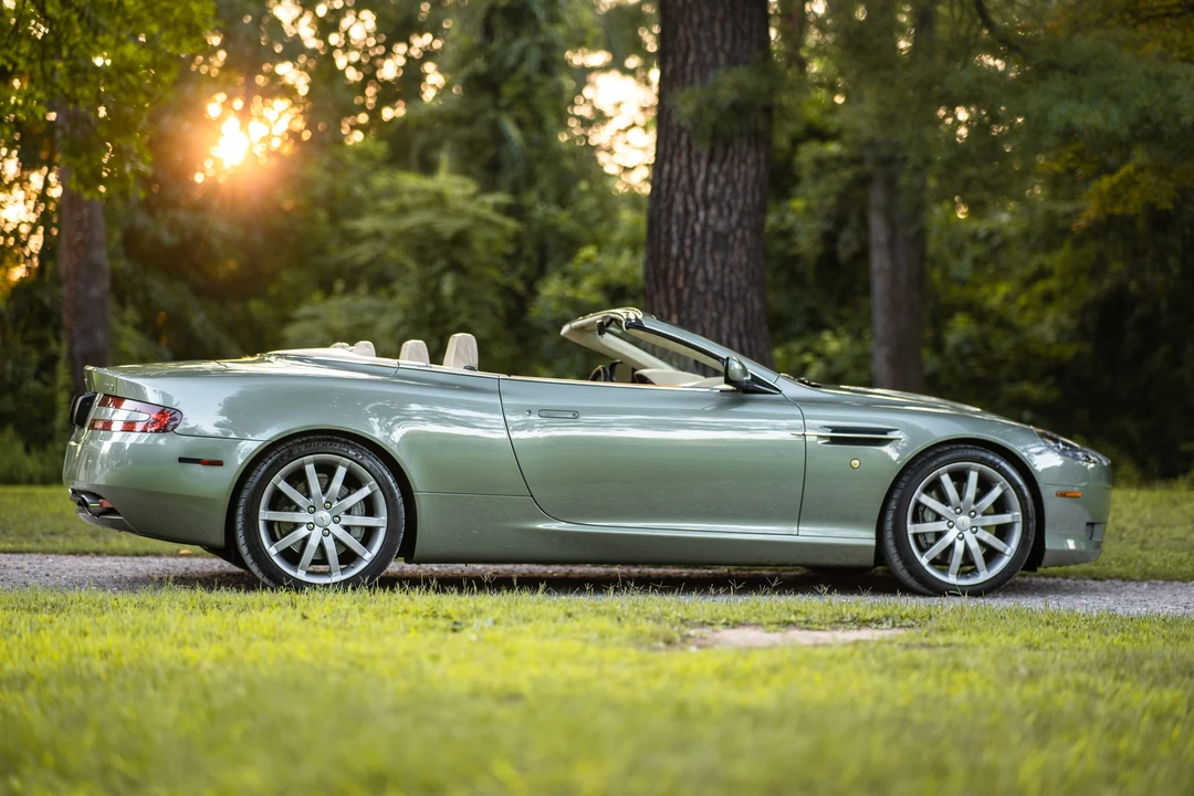 2005 Aston Martin DB9 - Image 20 of 31