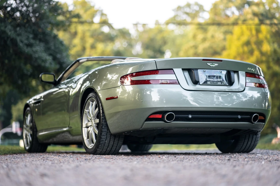 2005 Aston Martin DB9 - Image 13 of 31