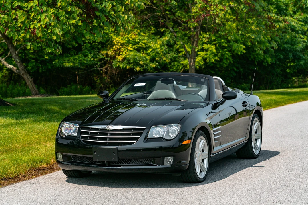 2005 Chrysler Crossfire - Image 4 of 31