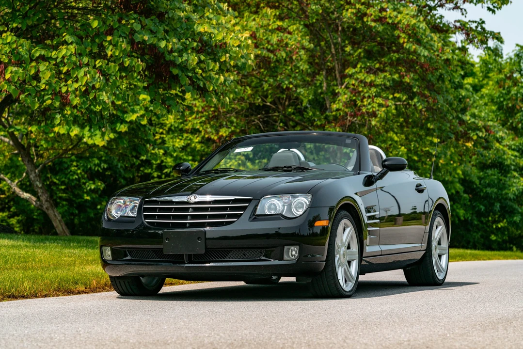 2005 Chrysler Crossfire - Image 5 of 31