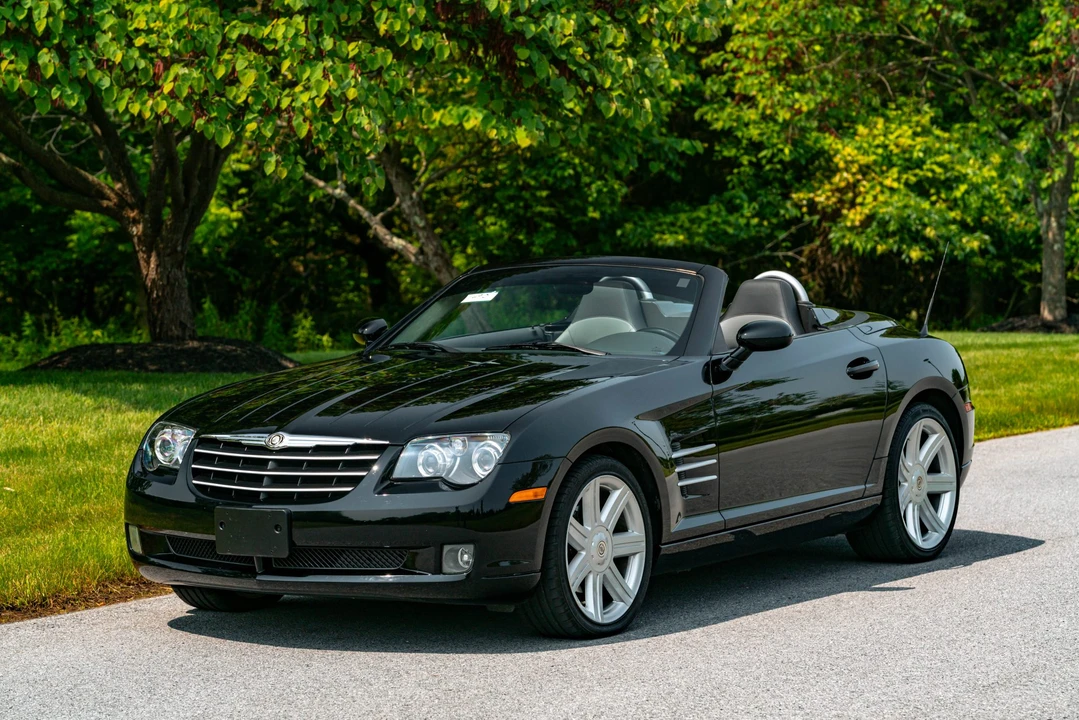 2005 Chrysler Crossfire - Image 6 of 31