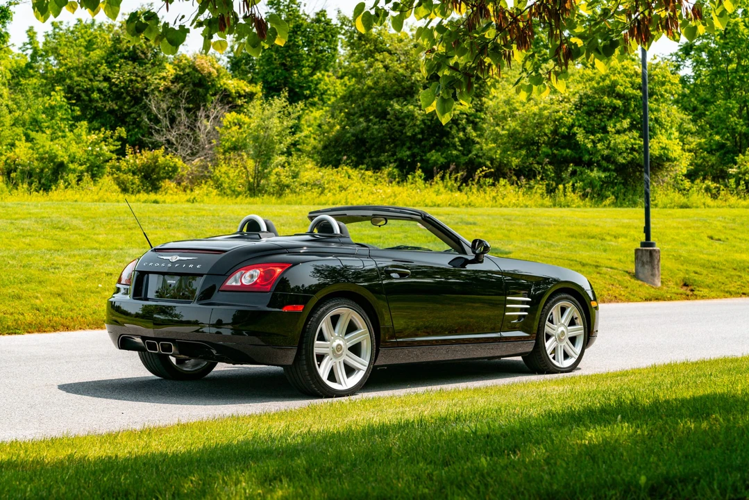 2005 Chrysler Crossfire - Image 31 of 31
