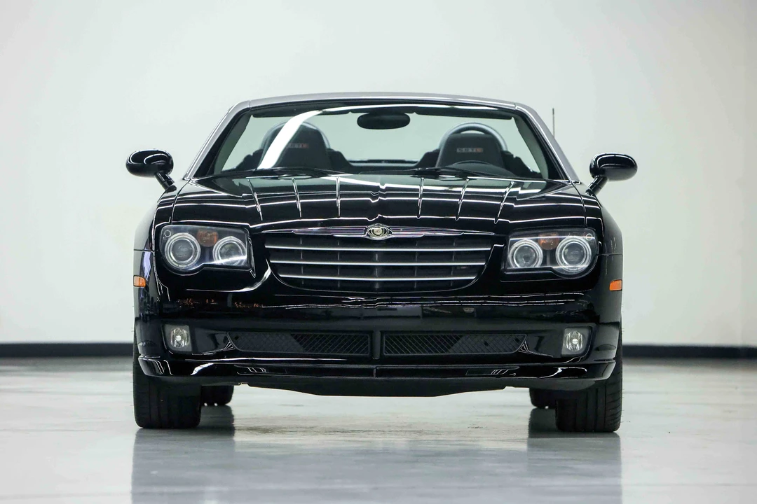 2005 Chrysler Crossfire - Image 8 of 31