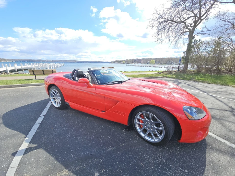 2005 Dodge Viper 3rd Gen - Image 9 of 31