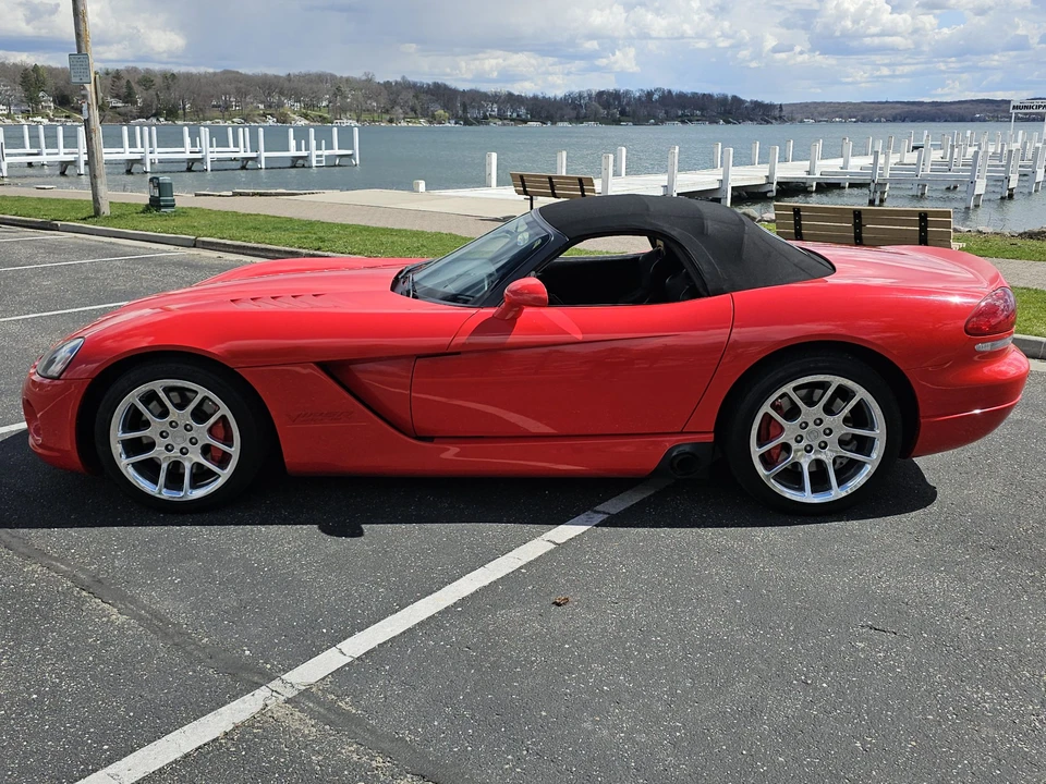 2005 Dodge Viper 3rd Gen - Image 20 of 31