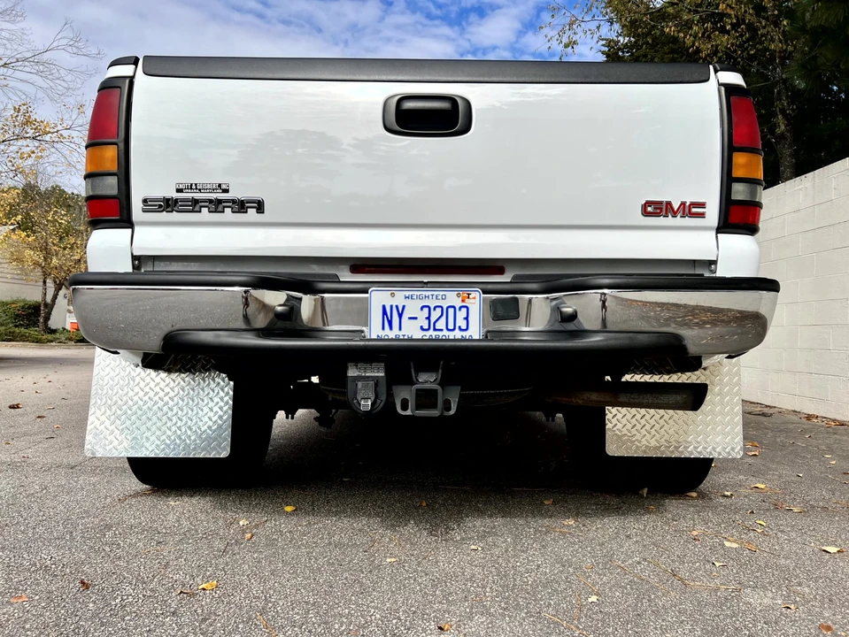 2005 GMC Sierra Heavy Duty 2nd Gen - Image 12 of 31