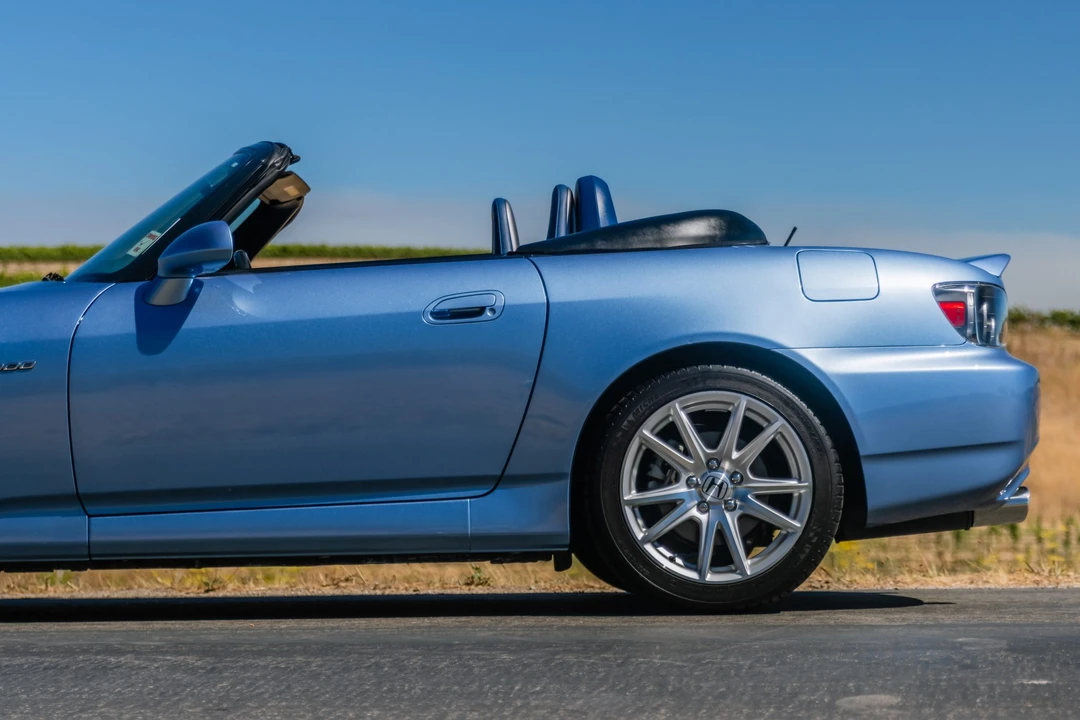 2005 Honda AP2 S2000 - Image 17 of 31