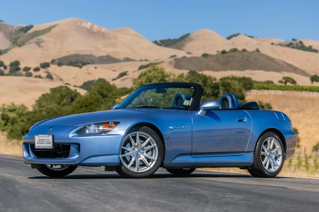 2005 Honda AP2 S2000 - Image 2 of 31