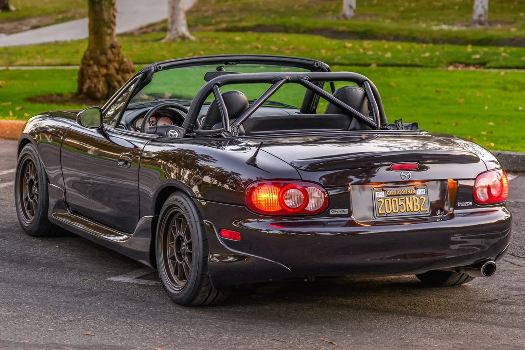 2005 Mazda NB MX-5 Miata - Image 4 of 31
