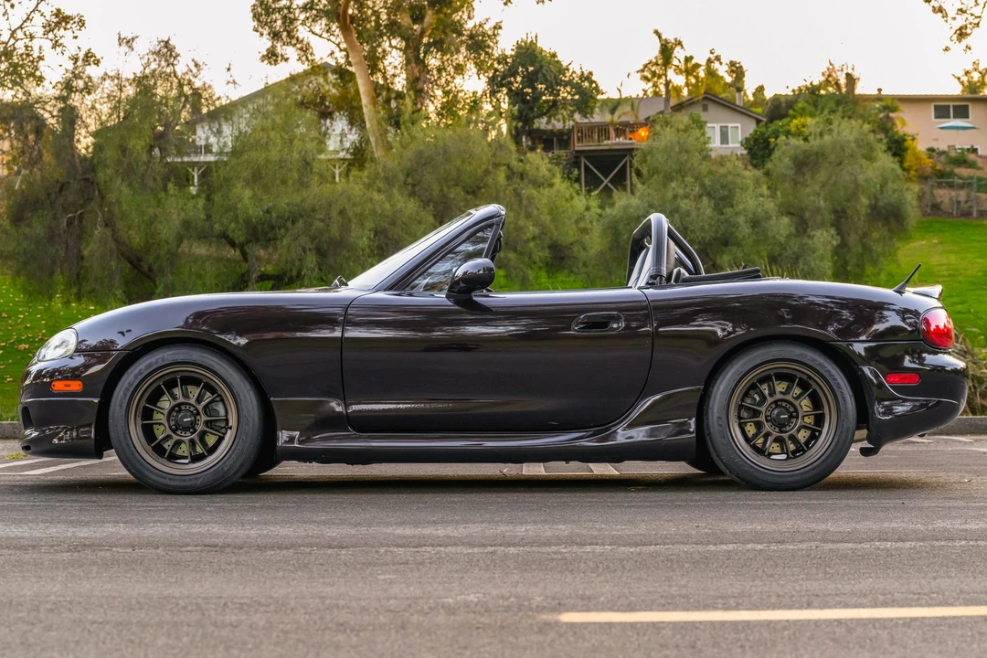 2005 Mazda NB MX-5 Miata - Image 3 of 31
