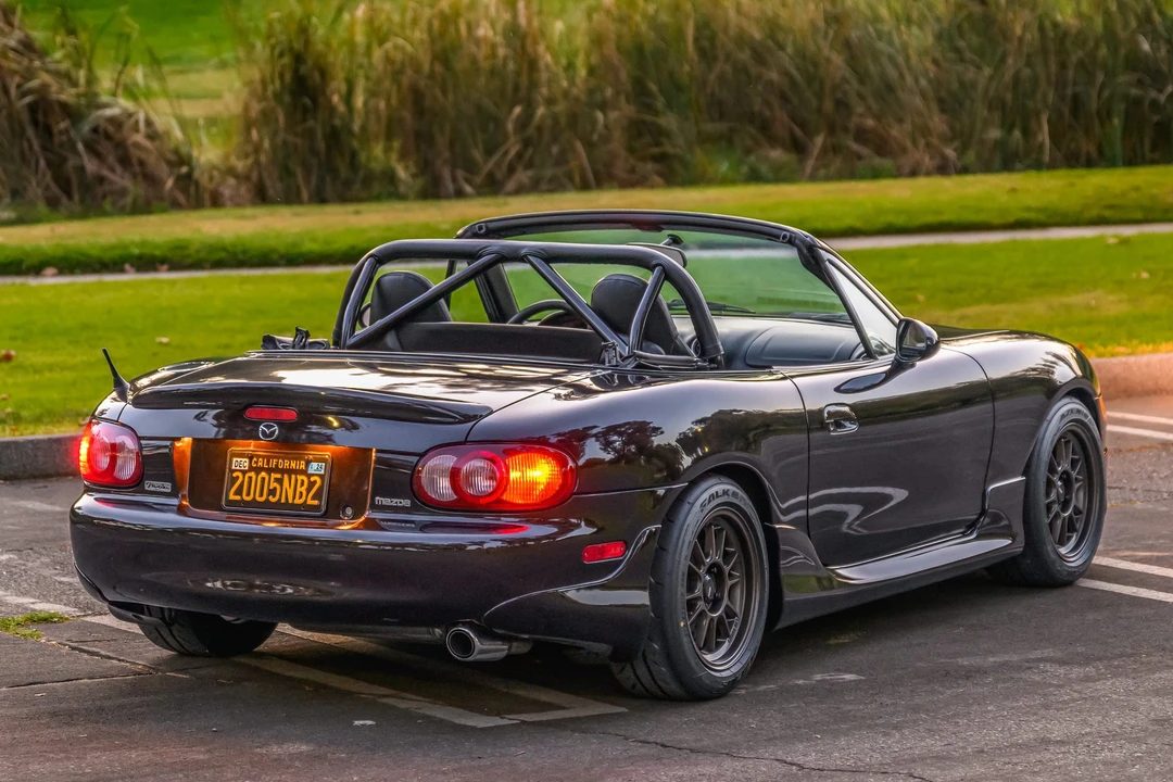 2005 Mazda NB MX-5 Miata - Image 6 of 31