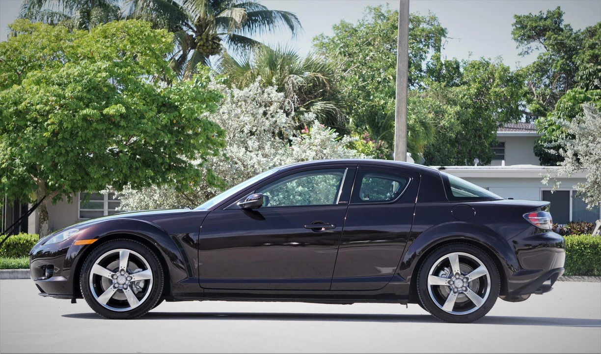 2005 Mazda RX-8 1st Gen - Image 17 of 31