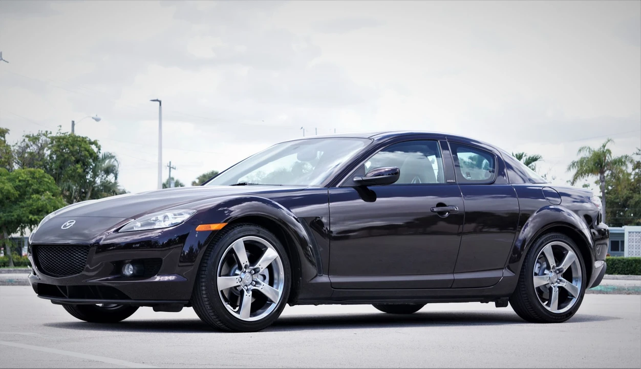 2005 Mazda RX-8 1st Gen - Image 2 of 31
