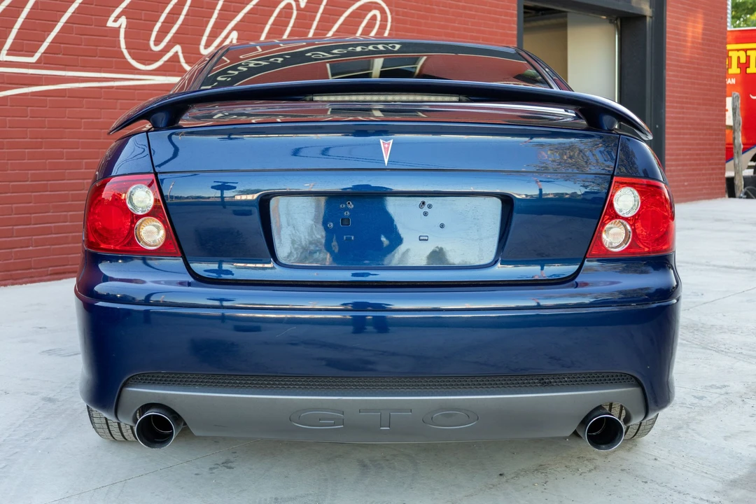 2005 Pontiac GTO 4th Gen - Image 9 of 31