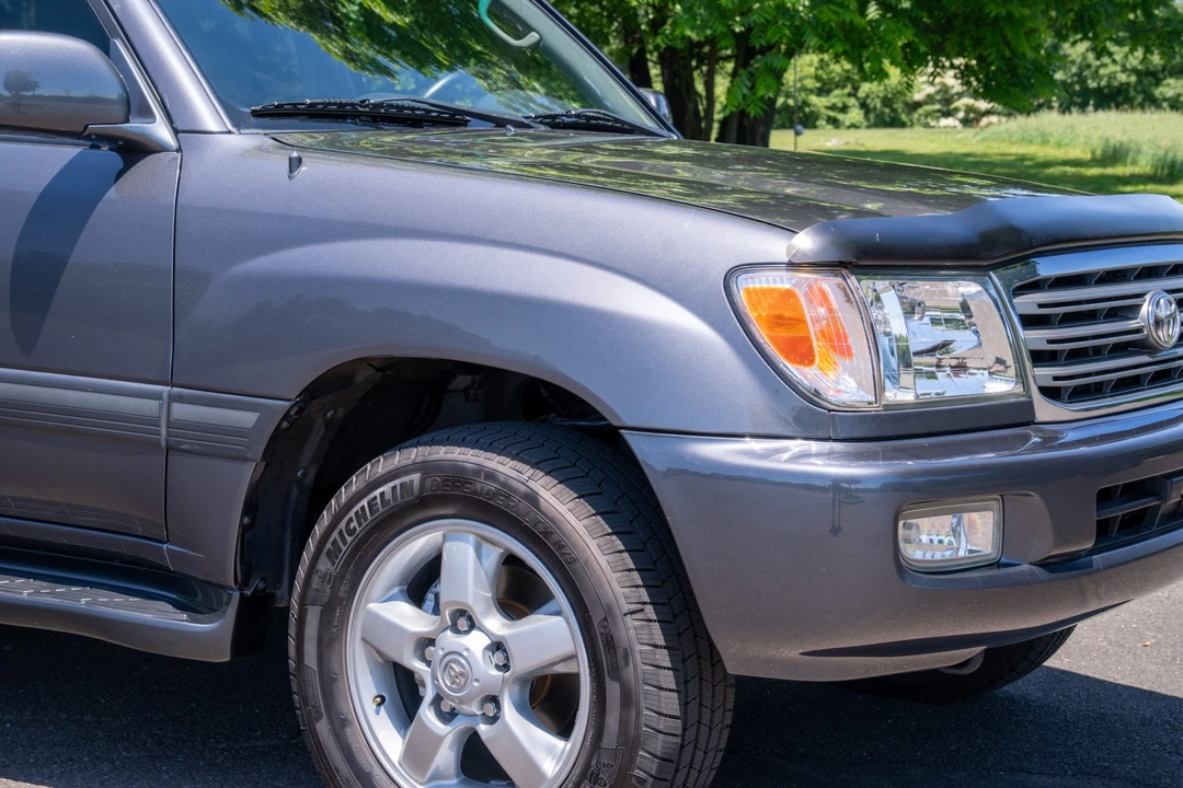2005 Toyota J100 Land Cruiser - Image 28 of 31