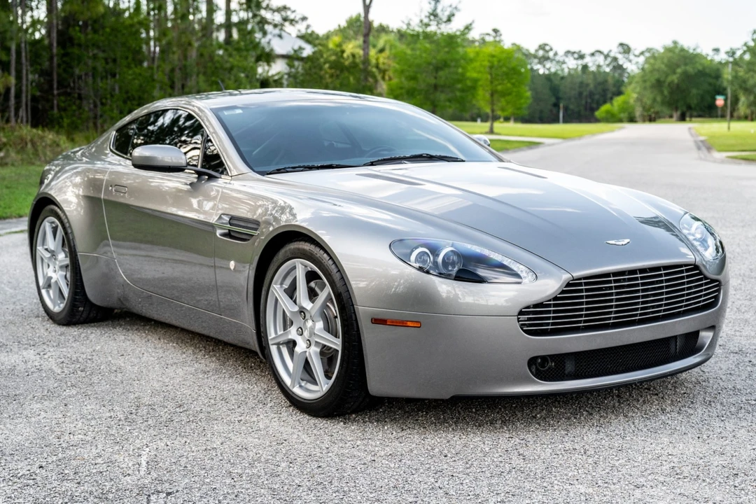 2006 Aston Martin V8 Vantage (2006-2017) - Image 1 of 31