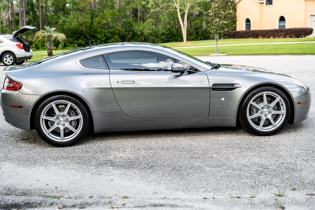 2006 Aston Martin V8 Vantage (2006-2017) - Image 9 of 31