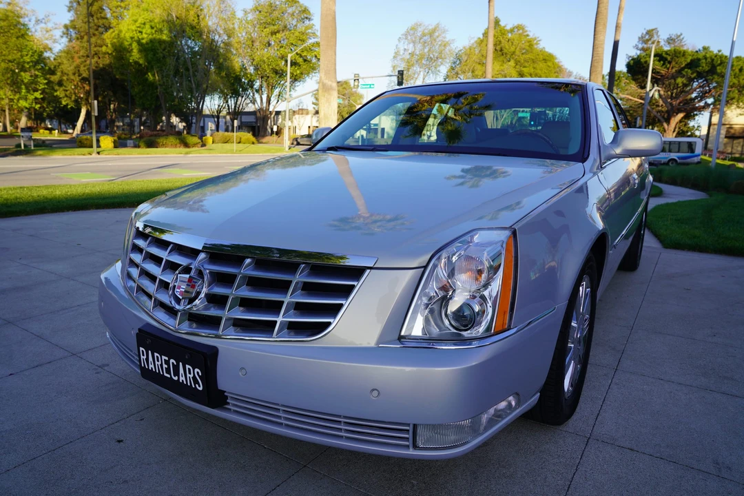 2006 Cadillac DTS - Image 3 of 31