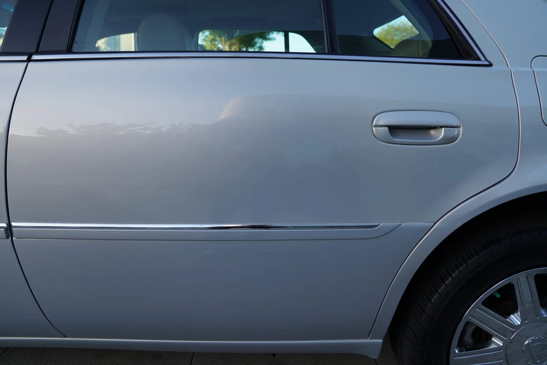 2006 Cadillac DTS - Image 26 of 31