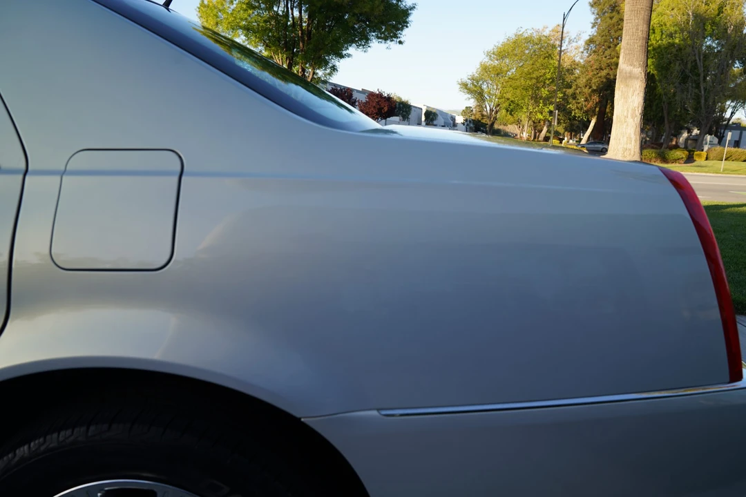 2006 Cadillac DTS - Image 27 of 31