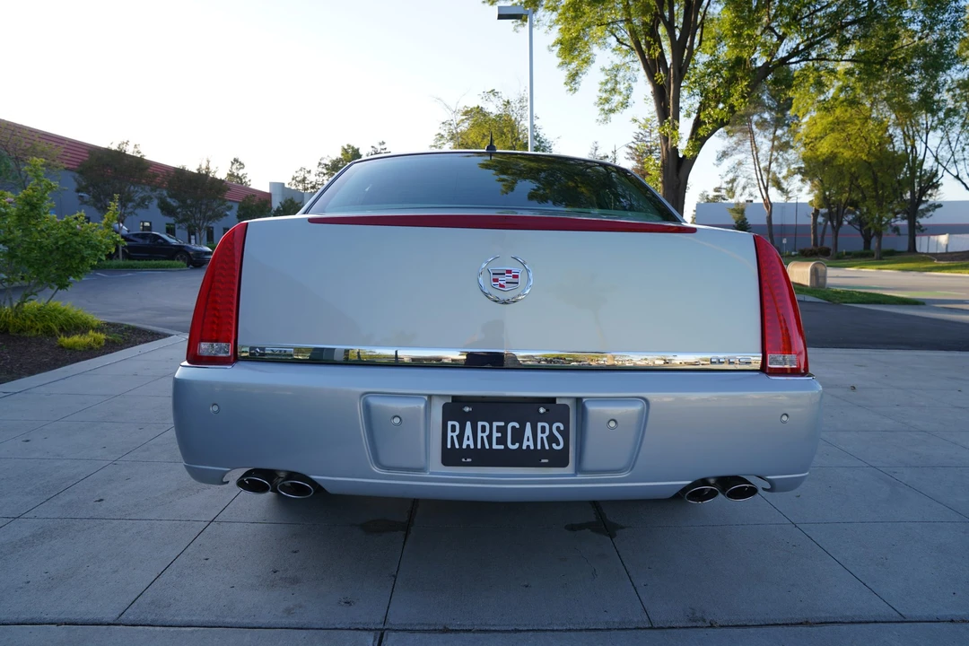 2006 Cadillac DTS - Image 12 of 31