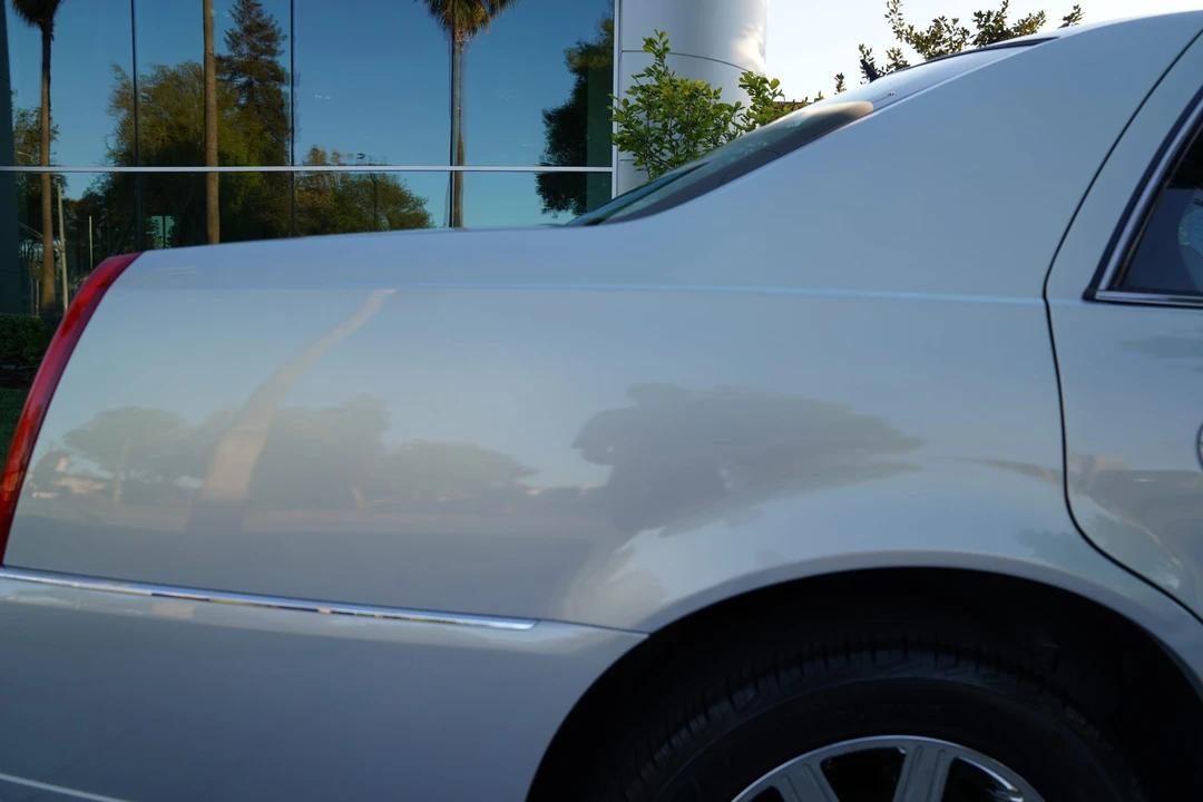 2006 Cadillac DTS - Image 28 of 31