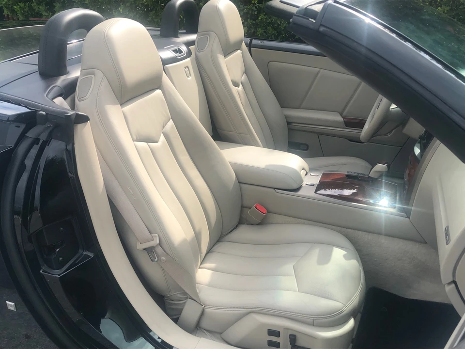 2006 Cadillac XLR - Image 27 of 31
